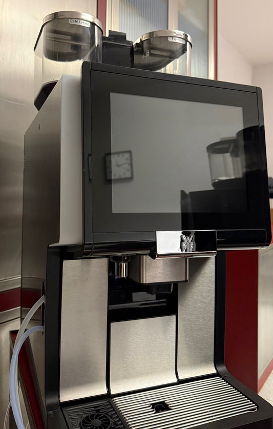 WMF 5000S+ Plus, 2Milch, AutoClean, Kaffee-Vollautomat, Service NEU