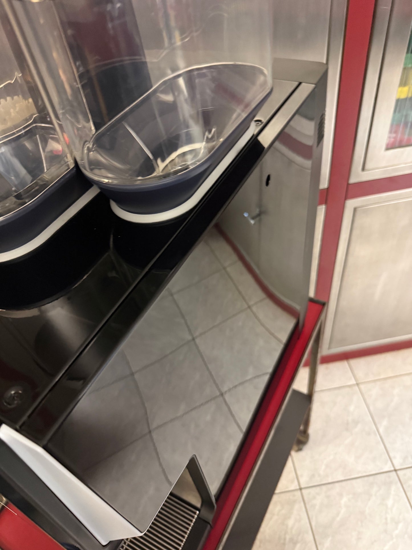 WMF 1500S+ Plus Kaffee-Vollautomat Dynamic, 2x Choc / Pulver, Service NEU MwSt.