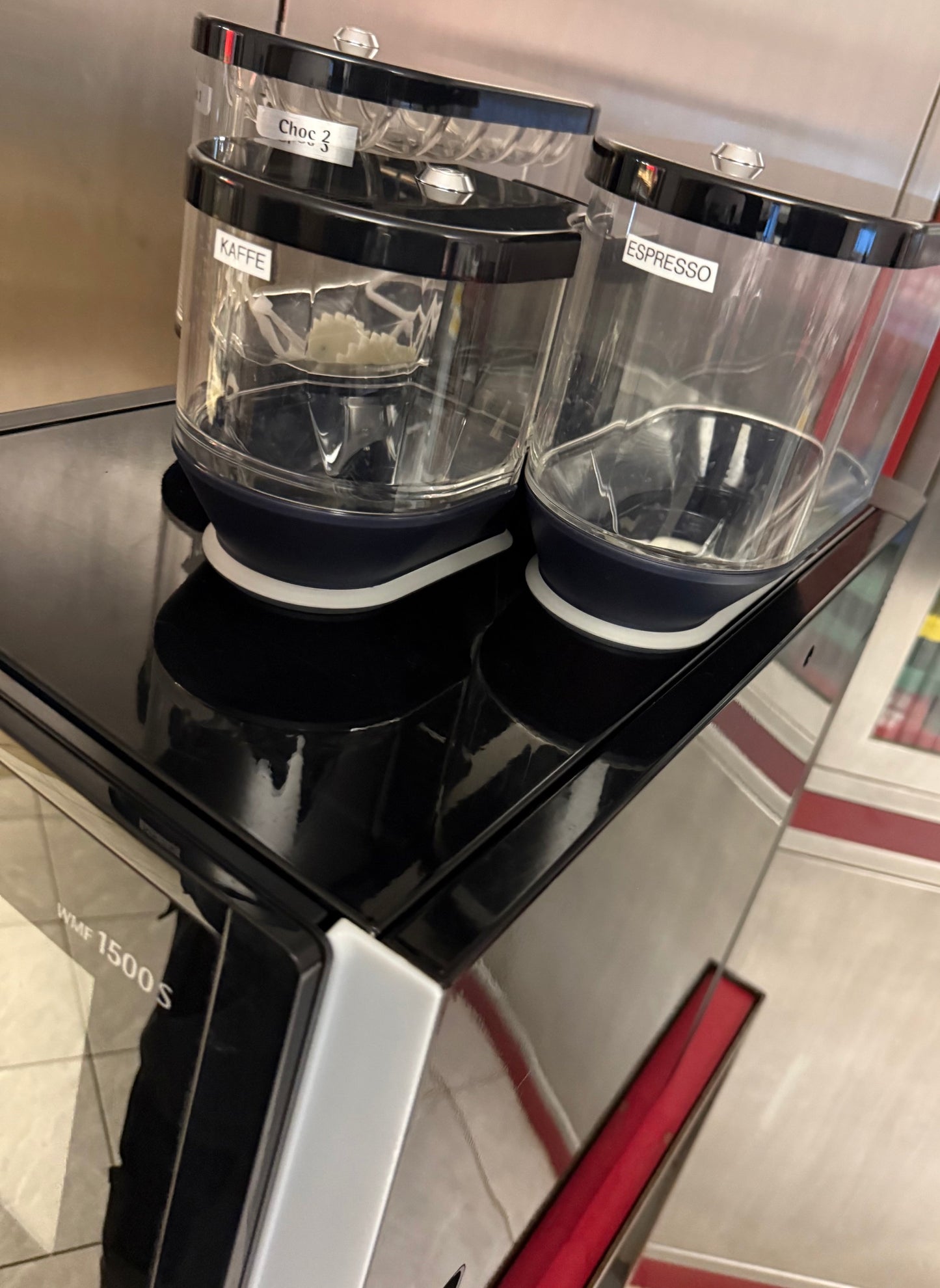 WMF 1500S Kaffee-Vollautomat Dynamic, 2x Choc / Pulver, Service NEU