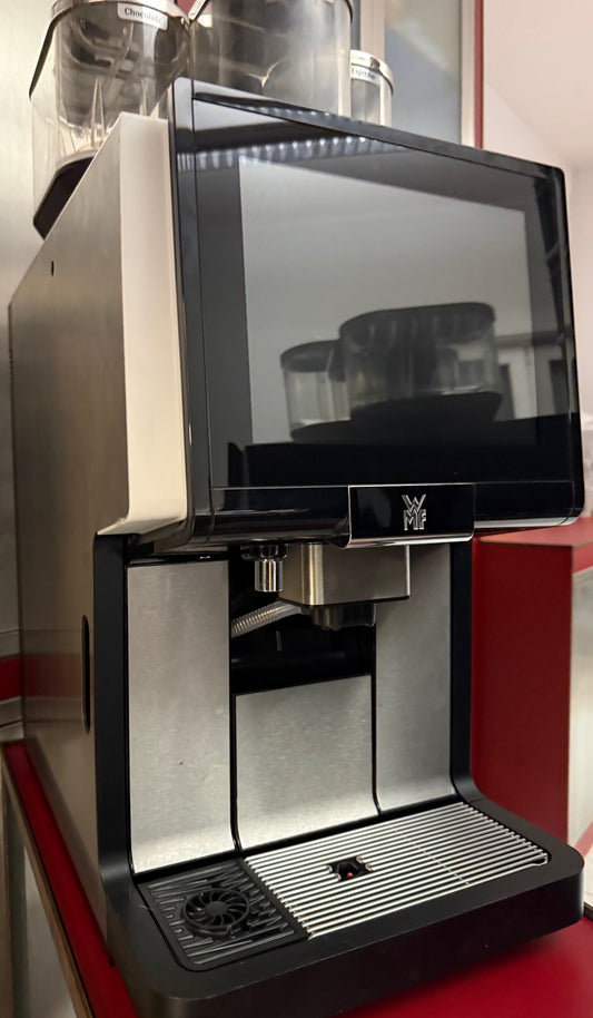 WMF 5000S+ Plus Dynamic, Choc, Kaffee-Vollautomat, Service NEU