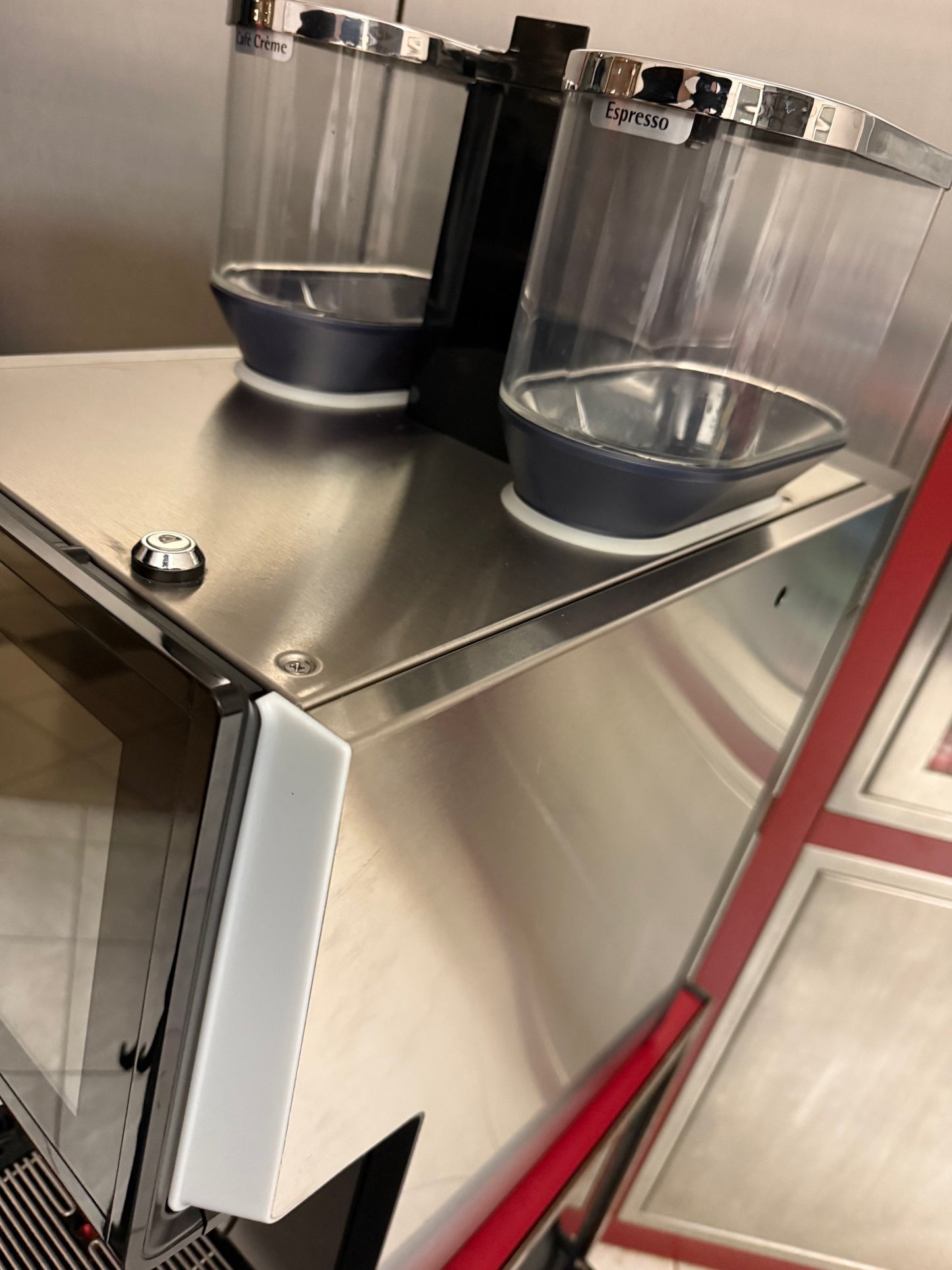 WMF 5000S+ Plus, 2Milch, AutoClean, Kaffee-Vollautomat, Service NEU